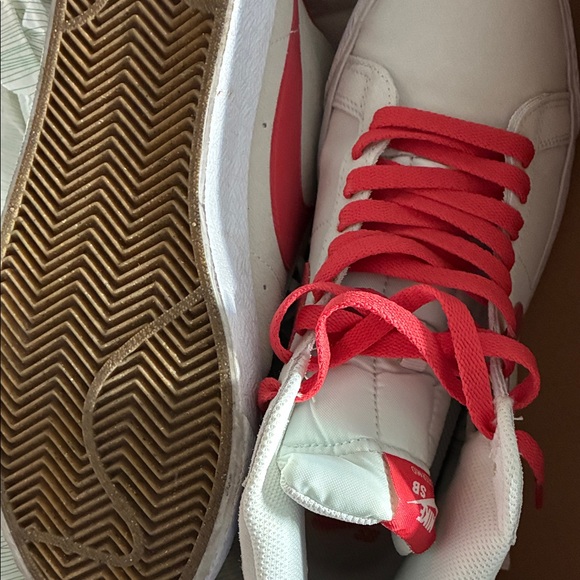 Nike SB blazer mid lobsters - White and Red - Picture 2 of 6